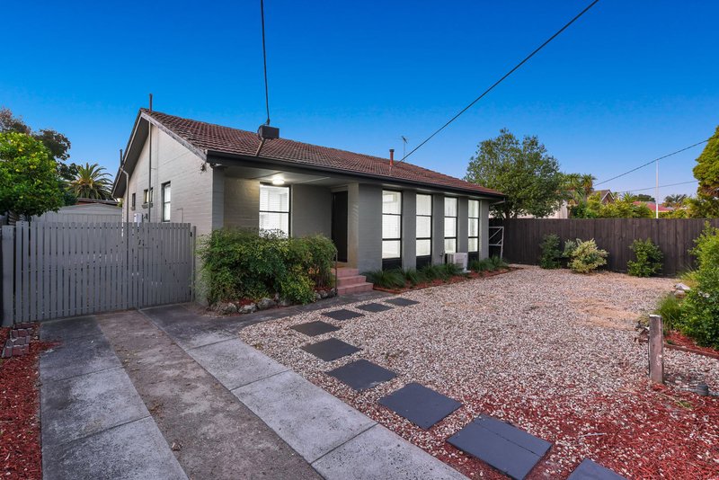 Photo - 243 Cheltenham Road, Keysborough VIC 3173 - Image 2