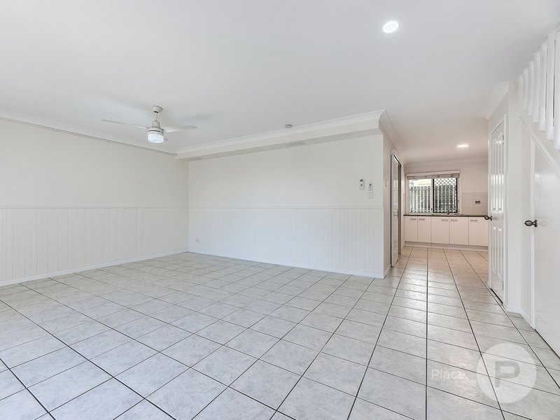 Photo - 2/43 Durack Street, Moorooka QLD 4105 - Image 3