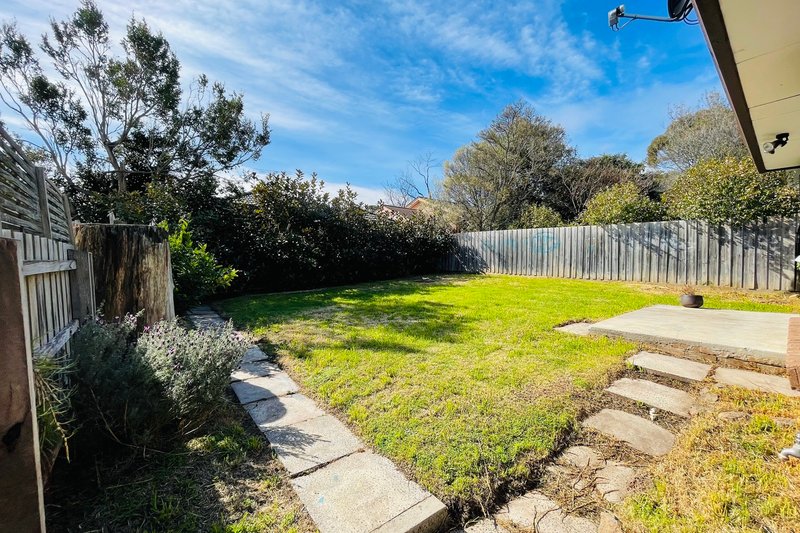 Photo - 2/43 Heatherhill Road, Frankston VIC 3199 - Image 13