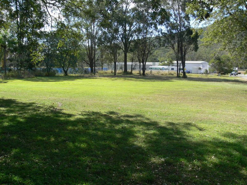 Photo - 243 Ipswich Street, Esk QLD 4312 - Image 12