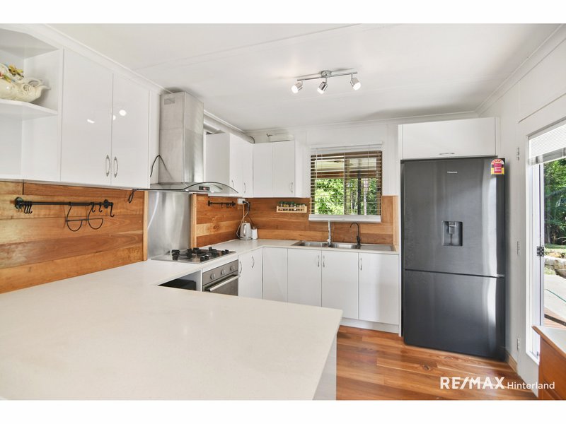 Photo - 2/43 Mary Cairncross Avenue, Maleny QLD 4552 - Image 9