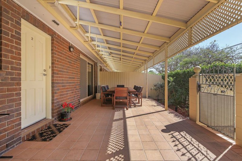 Photo - 2/43 Norfolk Street, Coorparoo QLD 4151 - Image 11