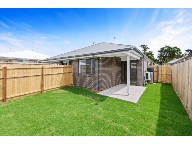 Photo - 2/43 Pierro Place, Logan Reserve QLD 4133 - Image 7