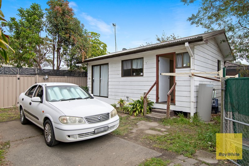 Photo - 2/43 Pozieres Ave , Umina Beach NSW 2257 - Image 3