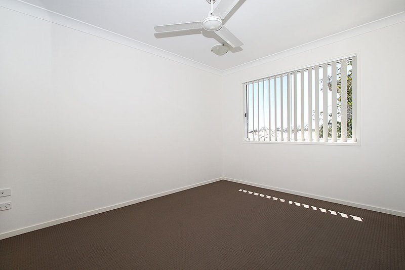 Photo - 2/43 River Road, Bundamba QLD 4304 - Image 7