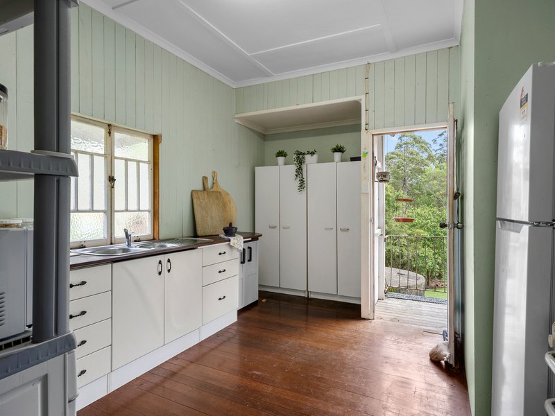 Photo - 243 Robinson Road, Mount Mee QLD 4521 - Image 4