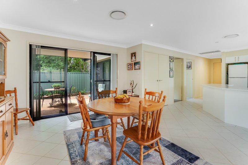 Photo - 2/43 Russell Street, East Gosford NSW 2250 - Image 6