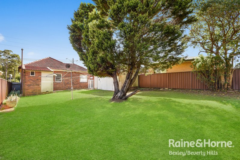 Photo - 243 Stoney Creek Road, Kingsgrove NSW 2208 - Image 6