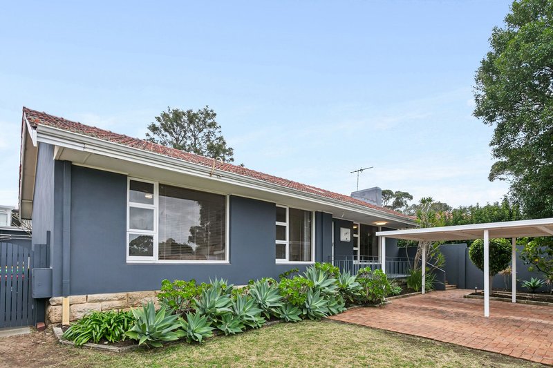 Photo - 243 Weaponess Road, Wembley Downs WA 6019 - Image 3