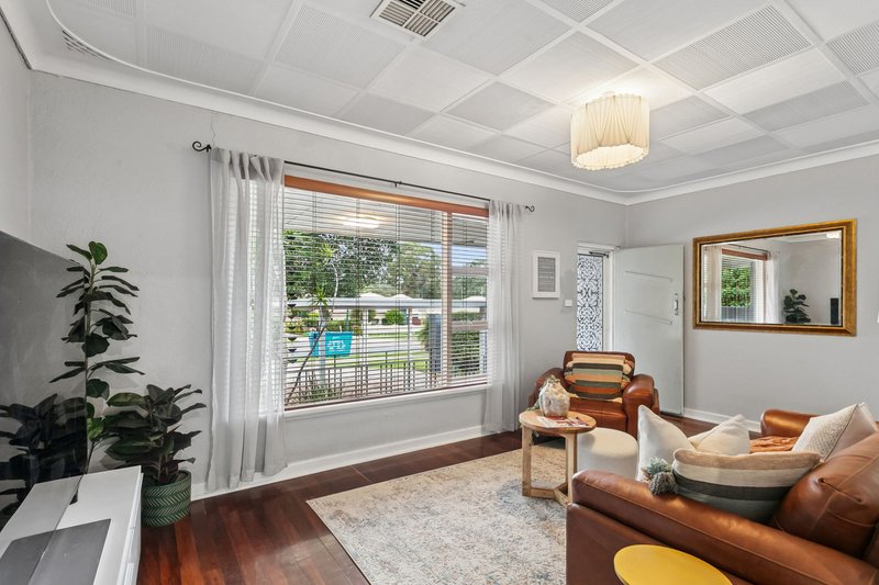 Photo - 243 Weaponess Road, Wembley Downs WA 6019 - Image 4