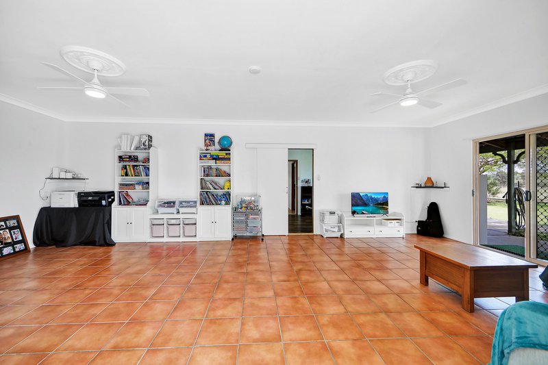 Photo - 243 Woodgate Road, Goodwood QLD 4660 - Image 17