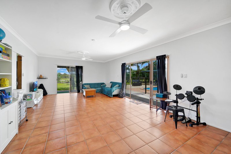 Photo - 243 Woodgate Road, Goodwood QLD 4660 - Image 18