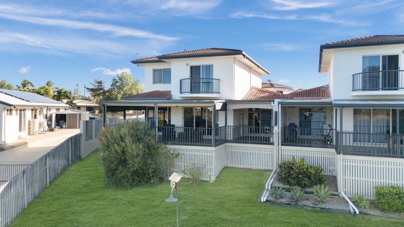 Photo - 24/30-32 Martinez Avenue, West End QLD 4810 - Image 3