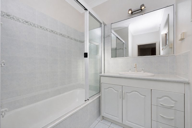 Photo - 24/30-32 Martinez Avenue, West End QLD 4810 - Image 14