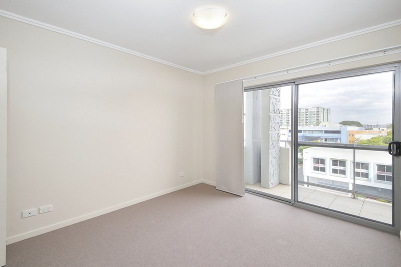 Photo - 24/30 Sanders Street, Upper Mount Gravatt QLD 4122 - Image 5