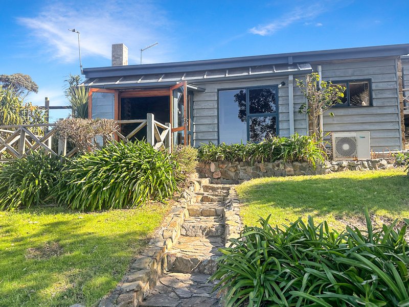 Photo - 24307 Tasman Highway, St Helens TAS 7216 - Image 4