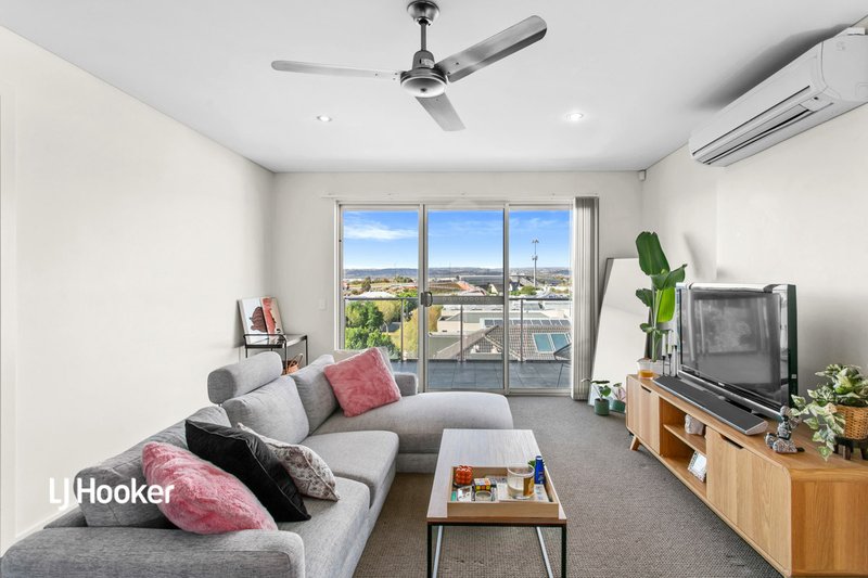 Photo - 24/32-36 Riverside Street, Mawson Lakes SA 5095 - Image 7