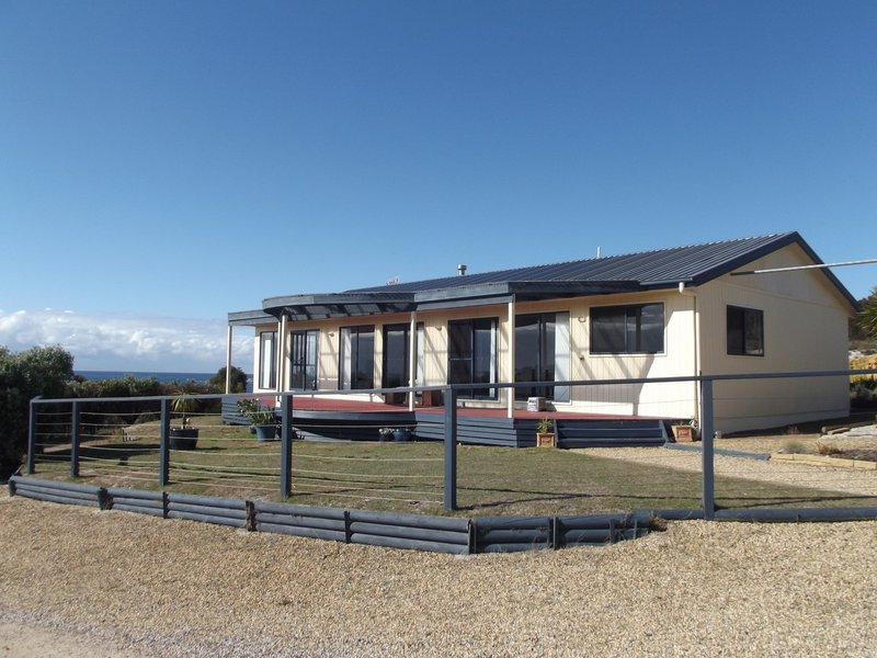 24325 Tasman Highway, Beaumaris TAS 7215