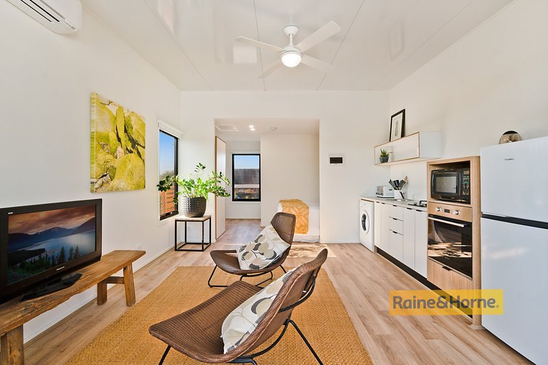 Photo - 2/433 Ocean Beach Road, Umina Beach NSW 2257 - Image 2