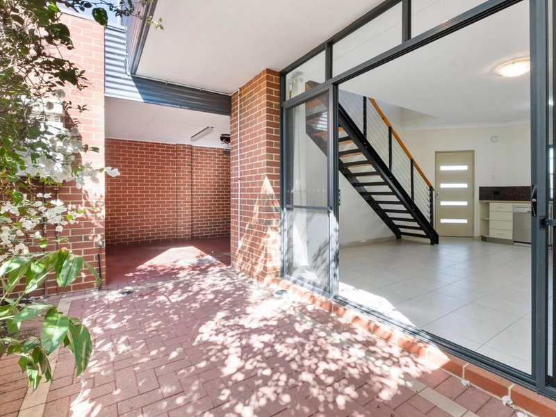 Photo - 2/435 Charles Street, North Perth WA 6006 - Image 11