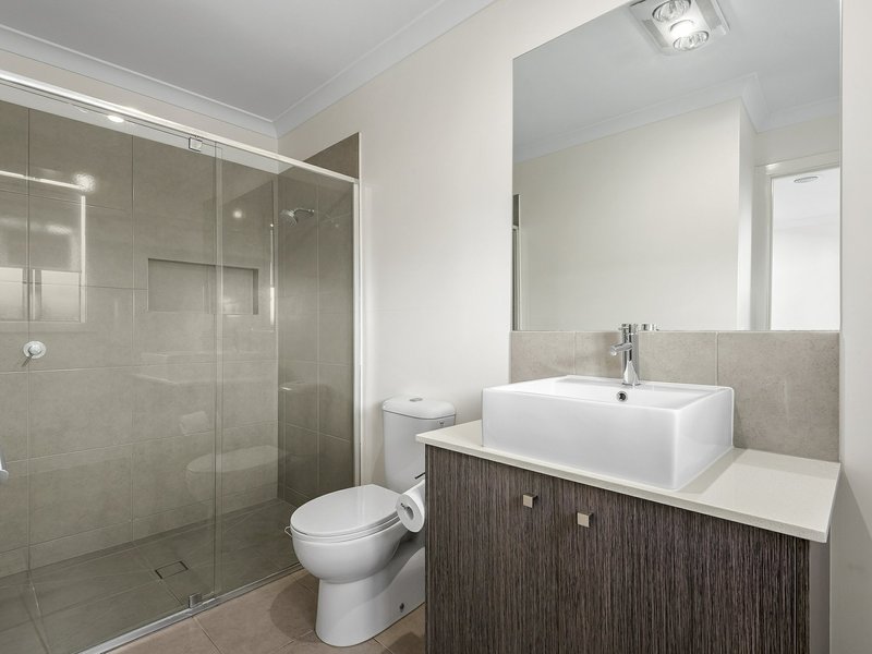 Photo - 2/437 Ibbotson Street, St Leonards VIC 3223 - Image 8