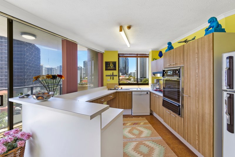 Photo - 24/37 Monaco Street, Surfers Paradise QLD 4217 - Image 5