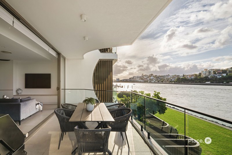 Photo - 24/39 Byron Street, Bulimba QLD 4171 - Image 5