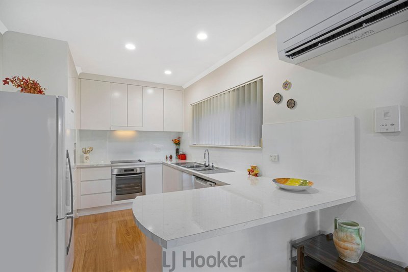 Photo - 2/44 Allambee Place, Valentine NSW 2280 - Image 7