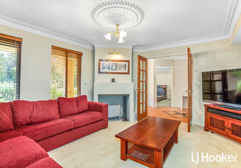 Photo - 244 Boardman Road, Canning Vale WA 6155 - Image 4