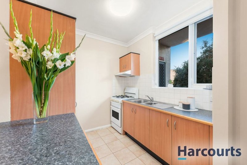 Photo - 2/44 Cedric Street, Mordialloc VIC 3195 - Image 2