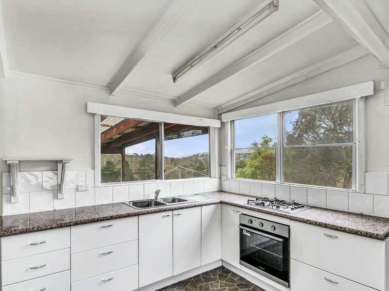 Photo - 244 Day Avenue, Omeo VIC 3898 - Image 4