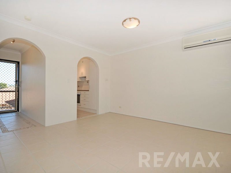 Photo - 2/44 Griffith Street, Everton Park QLD 4053 - Image 8