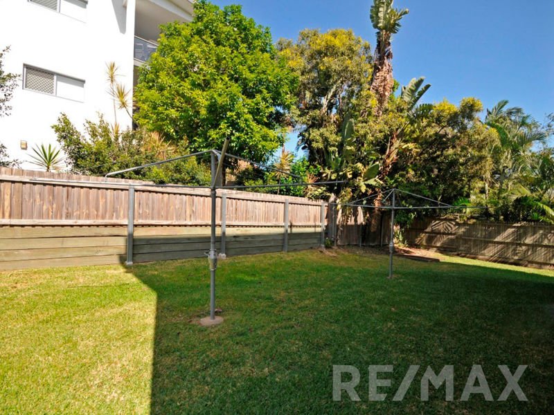 Photo - 2/44 Griffith Street, Everton Park QLD 4053 - Image 18