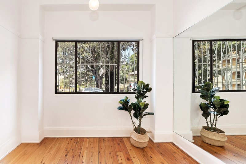 Photo - 2/44 Hardie Street, Darlinghurst NSW 2010 - Image 2