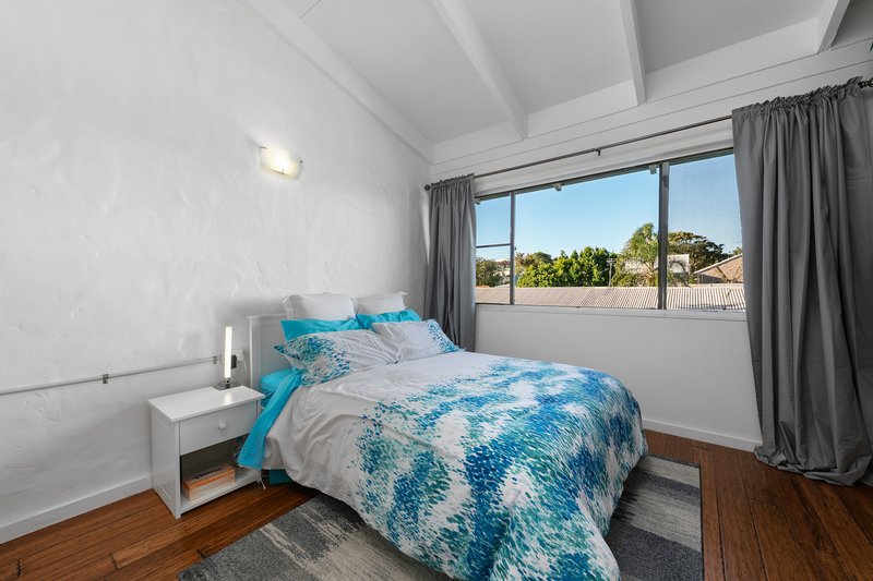 Photo - 2/44 Lawrence Street, Mooloolaba QLD 4557 - Image 6