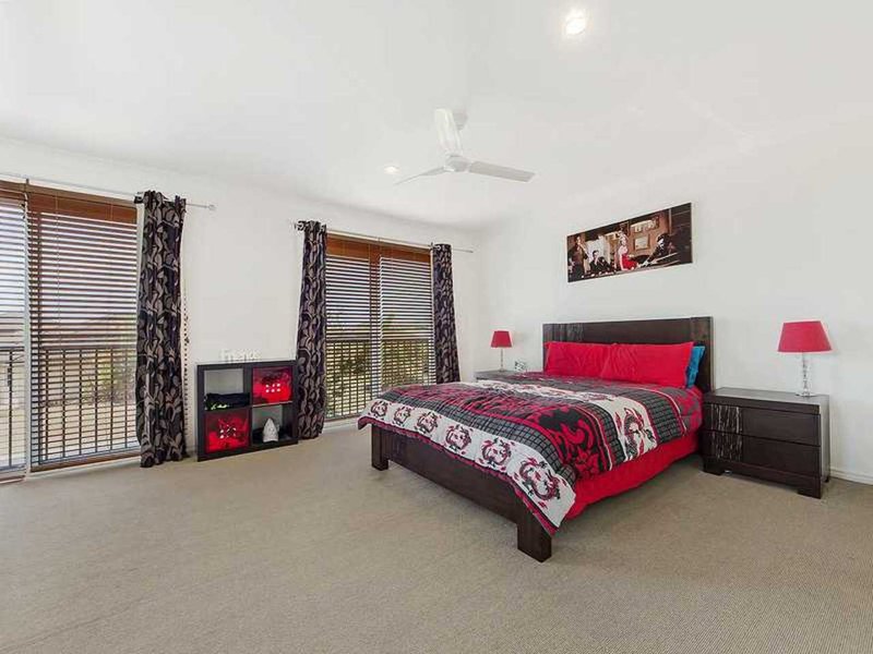 Photo - 2/44 Leopardwood Circuit, Robina QLD 4226 - Image 6