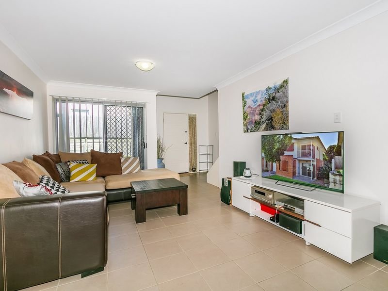 Photo - 24/4 Myola Street, Browns Plains QLD 4118 - Image 8