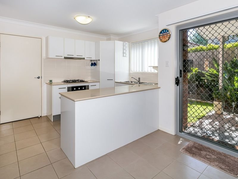 Photo - 24/4 Myola Street, Browns Plains QLD 4118 - Image 10