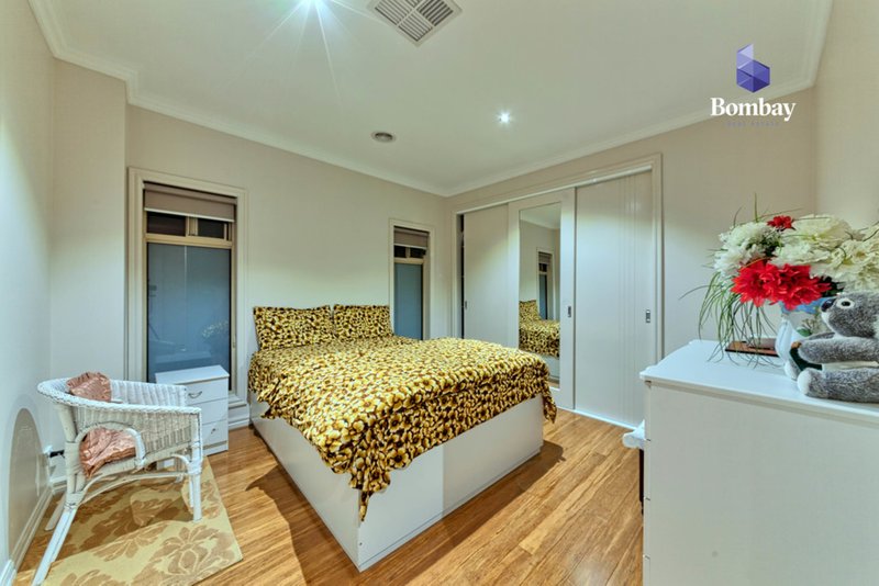 Photo - 244 Newbury Boulevard, Craigieburn VIC 3064 - Image 10