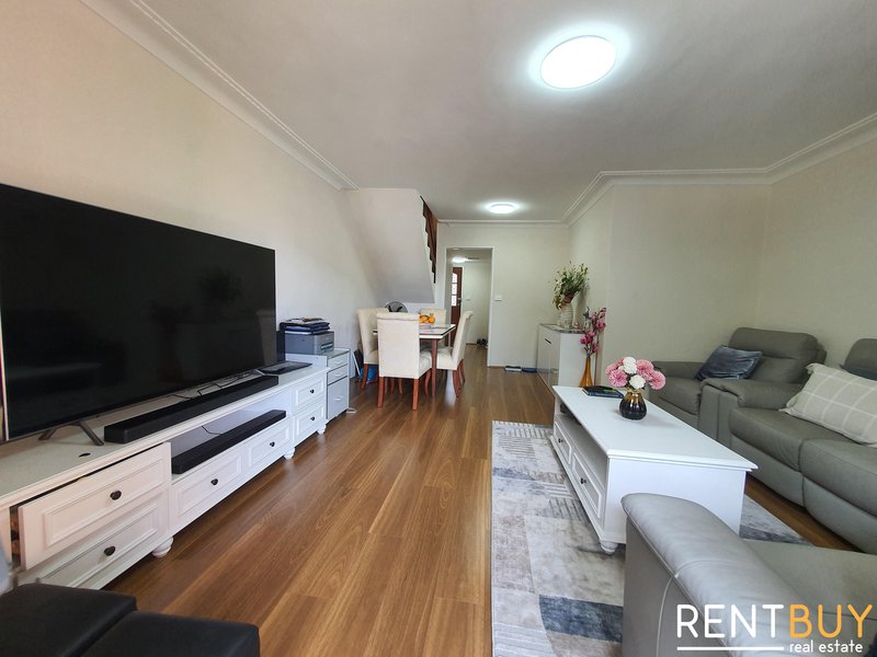 Photo - 2/44 Park Road, Auburn NSW 2144 - Image 2