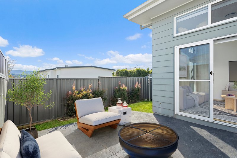 Photo - 2/44 Paul Circuit, Tullimbar NSW 2527 - Image 8
