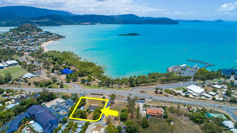 244 Shute Harbour Road, Cannonvale QLD 4802