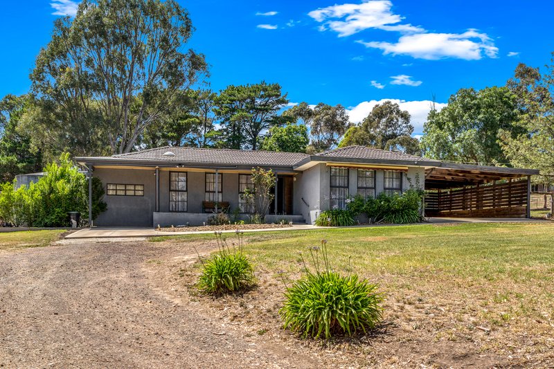 244 Sixth Avenue, Eden Park VIC 3757