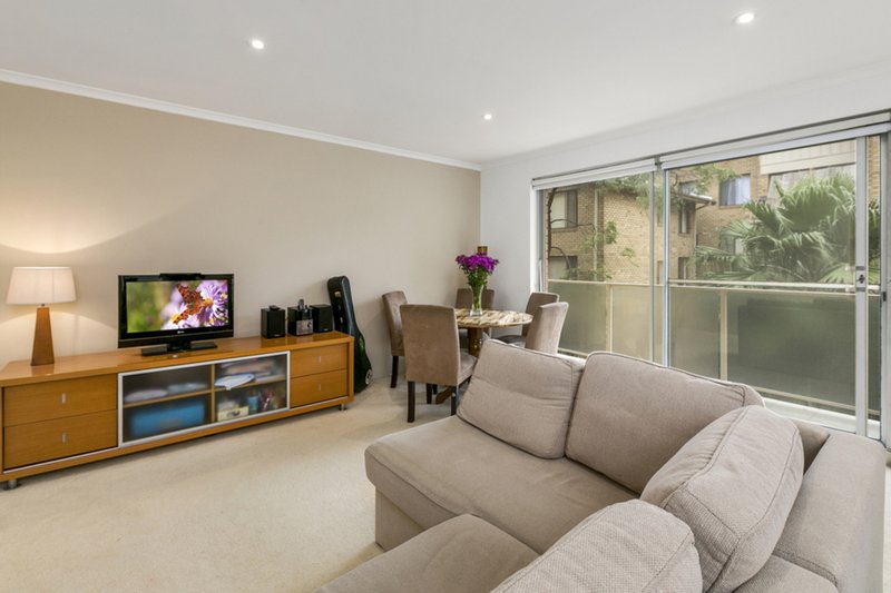 Photo - 2/44 The Crescent , Dee Why NSW 2099 - Image 3