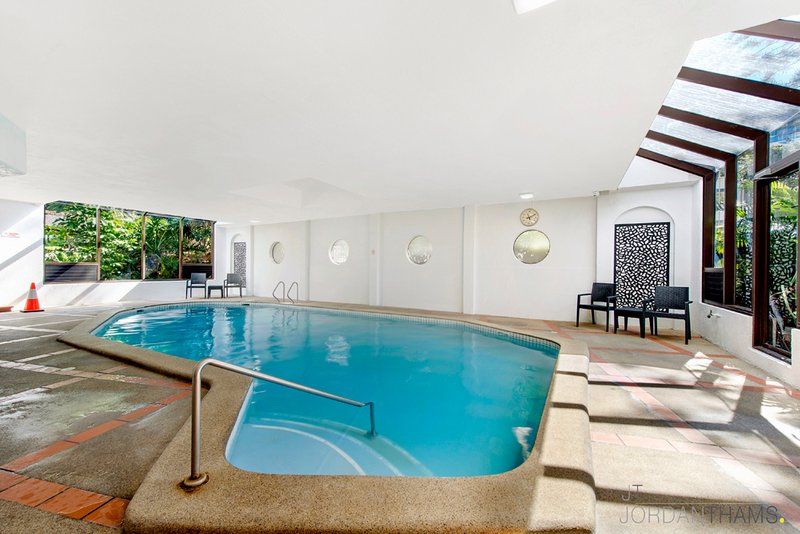 Photo - 24/4 Thornton Street, Surfers Paradise QLD 4217 - Image 21