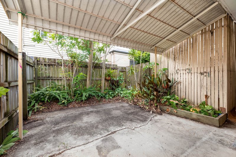 Photo - 2/44 Trout Street, Ashgrove QLD 4060 - Image 11