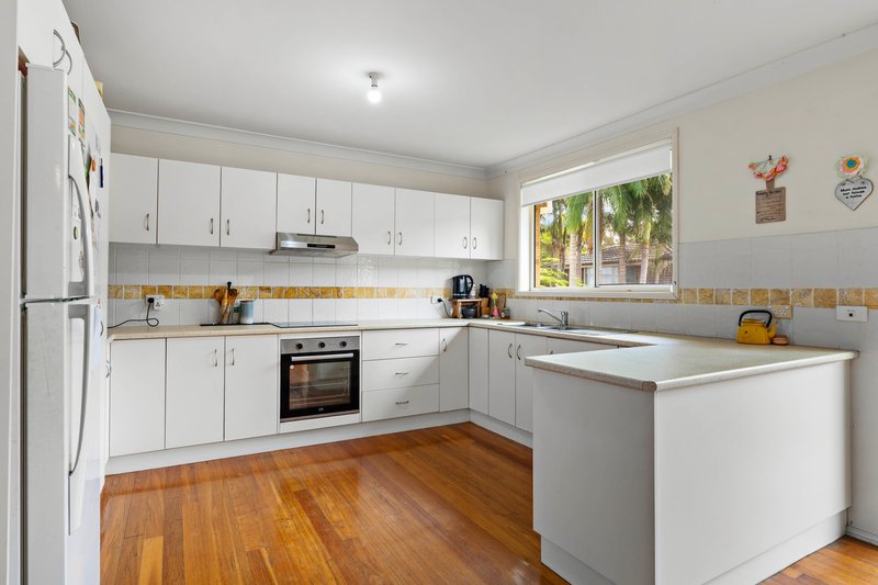 Photo - 2/44 Warner Avenue, Wyong NSW 2259 - Image 2