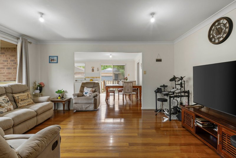 Photo - 2/44 Warner Avenue, Wyong NSW 2259 - Image 4