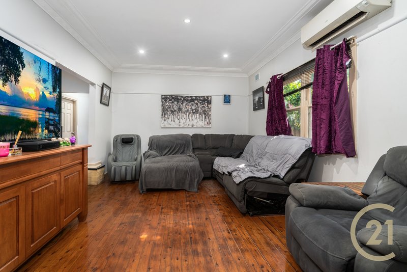 Photo - 244 Wonga Road, Lurnea NSW 2170 - Image 8