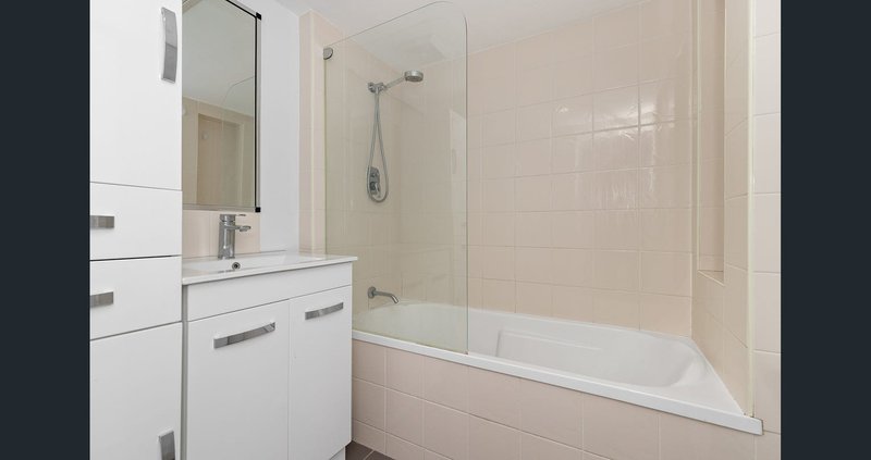 Photo - 2/442 Main Street, Kangaroo Point QLD 4169 - Image 3